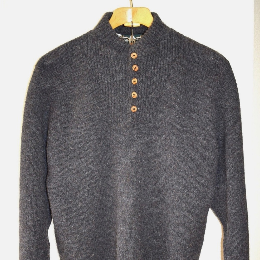 Vintage Gander Mountain Fatigue Sweater Wood Buttons 85% Wool 15% Nylon USA